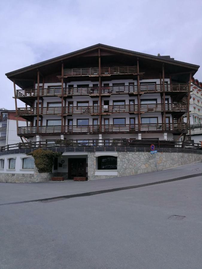 New Condominio Royal Sestriere Exterior foto